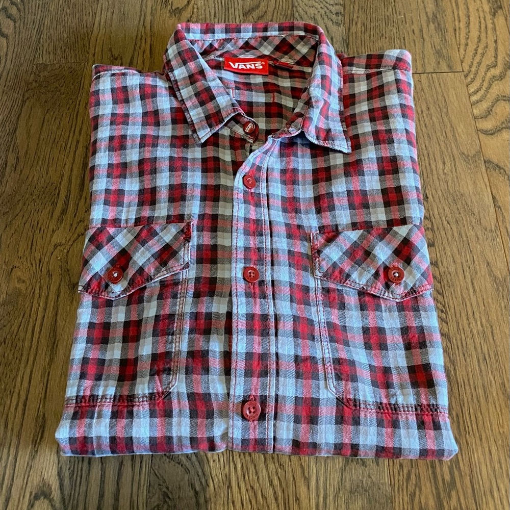 VANS | Men’s button-down shirt. Size XL. Red and light blue-gray plaid.